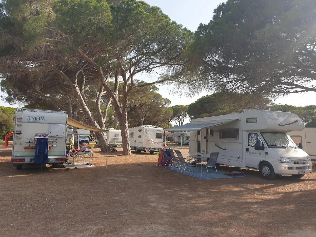 Campeggio Camping Village S'Ena Arrubia Arborea