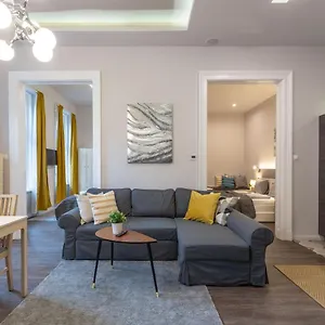 Luxury Central Next To The Fashion Str. Appartamento Budapest
